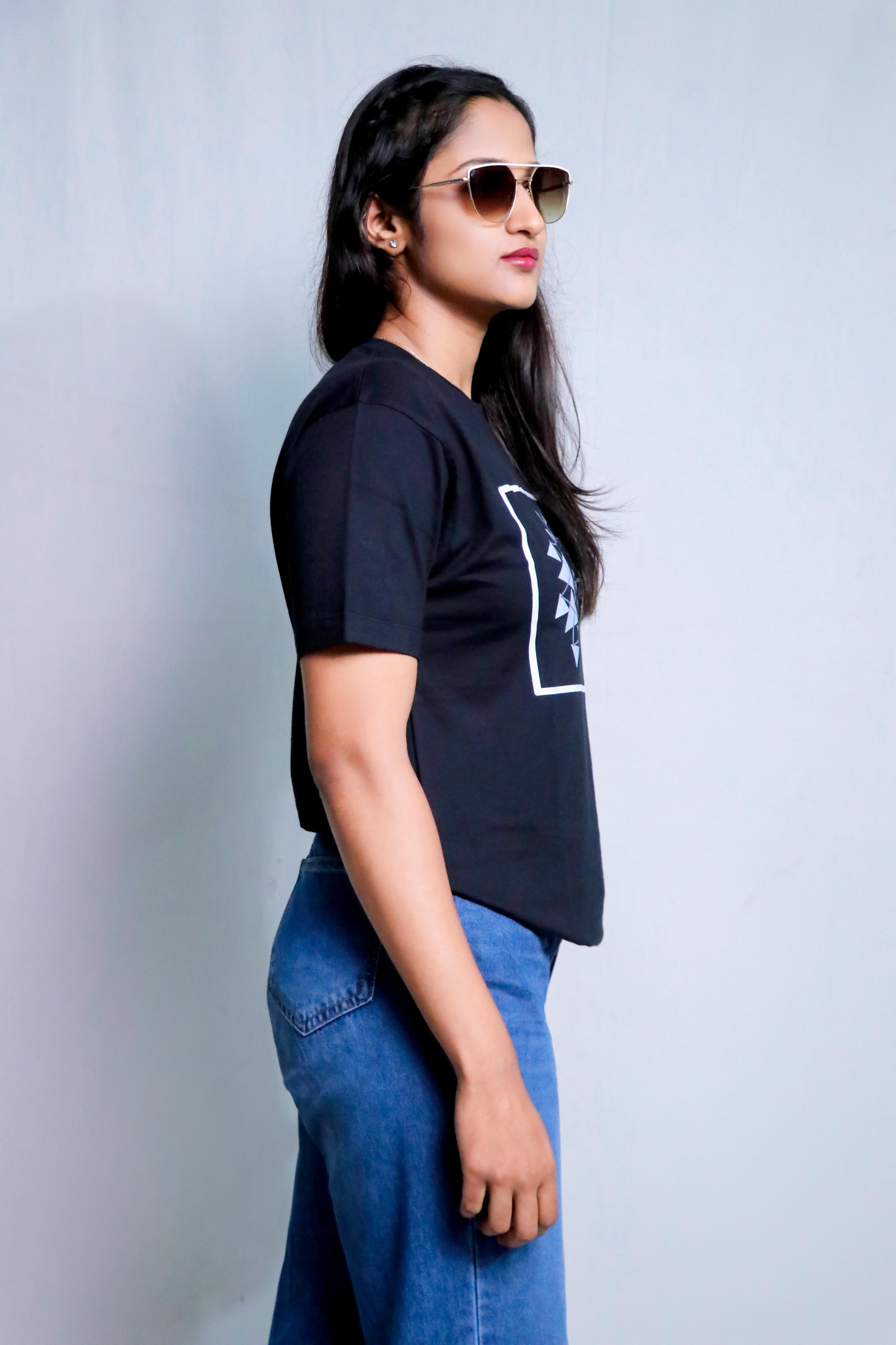 Inwestyle Cotton Black Printed Women’s Oversized T-shirt