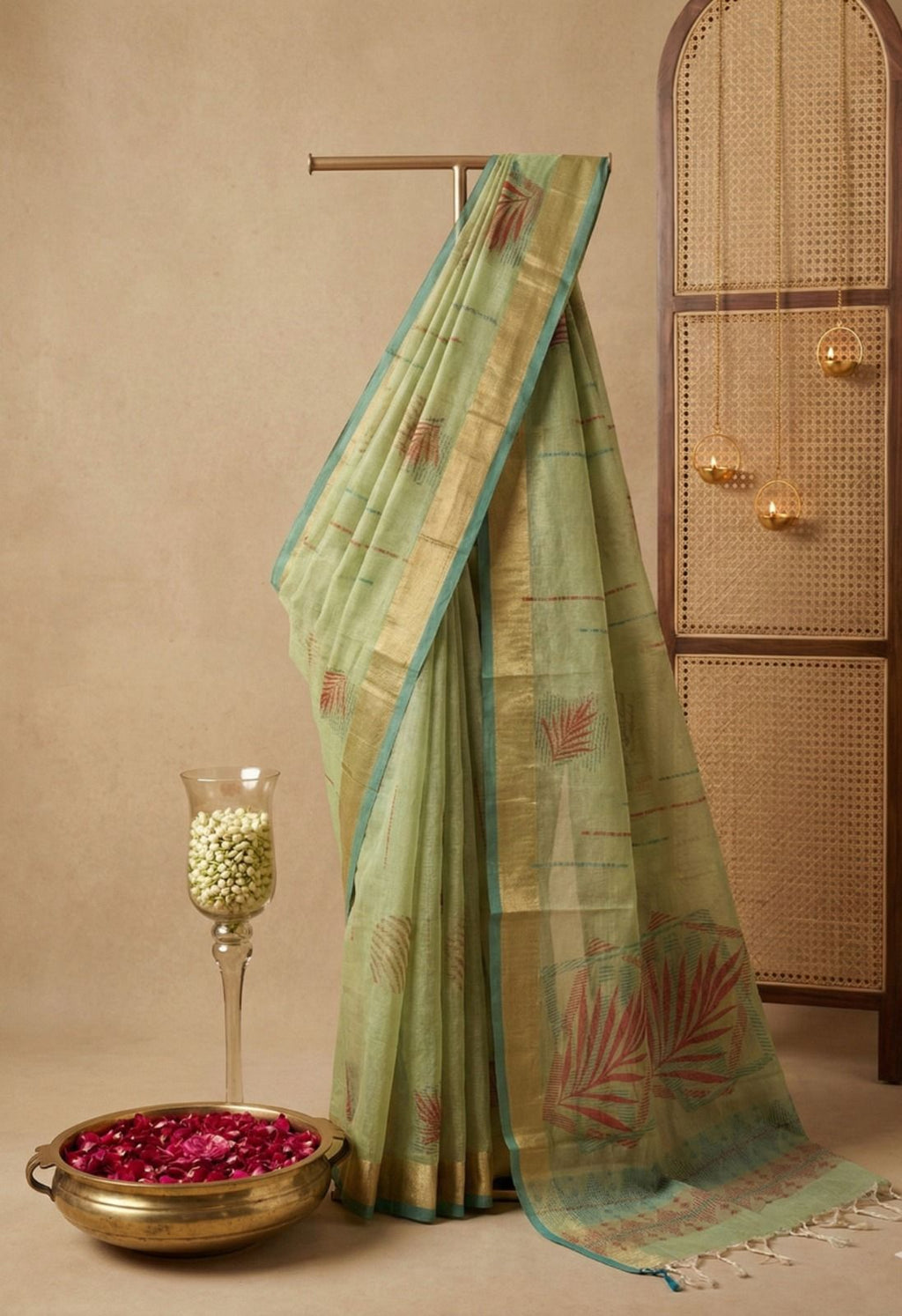 Inwestyle Pure Cotton Light Green Handloom Saree