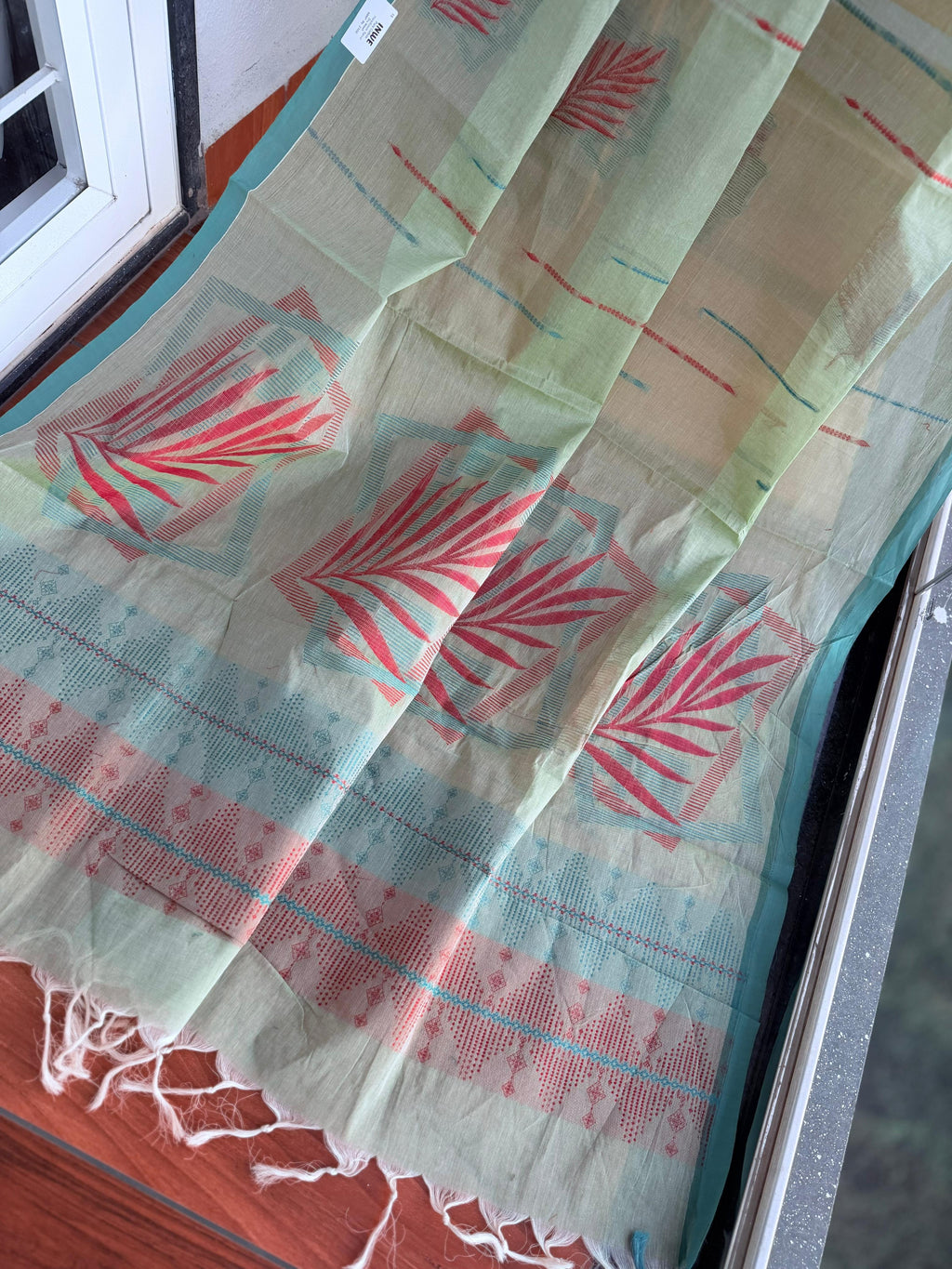 Inwestyle Pure Cotton Light Green Handloom Saree